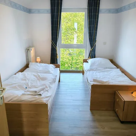 Mecklenburg 14 Apartment *